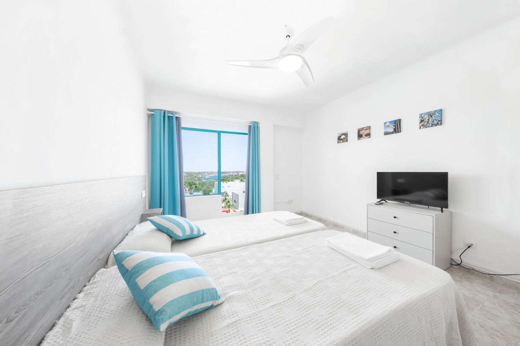 Hostal Cala Llombards מראה חיצוני תמונה