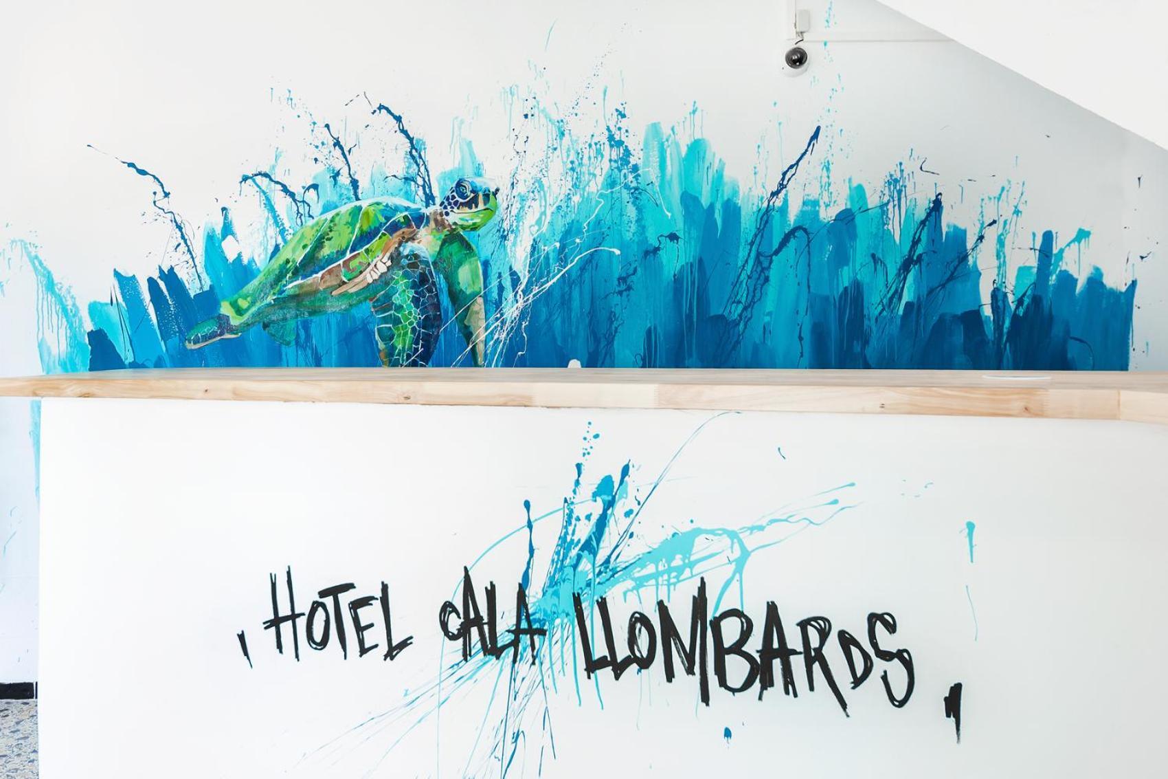 Hostal Cala Llombards מראה חיצוני תמונה